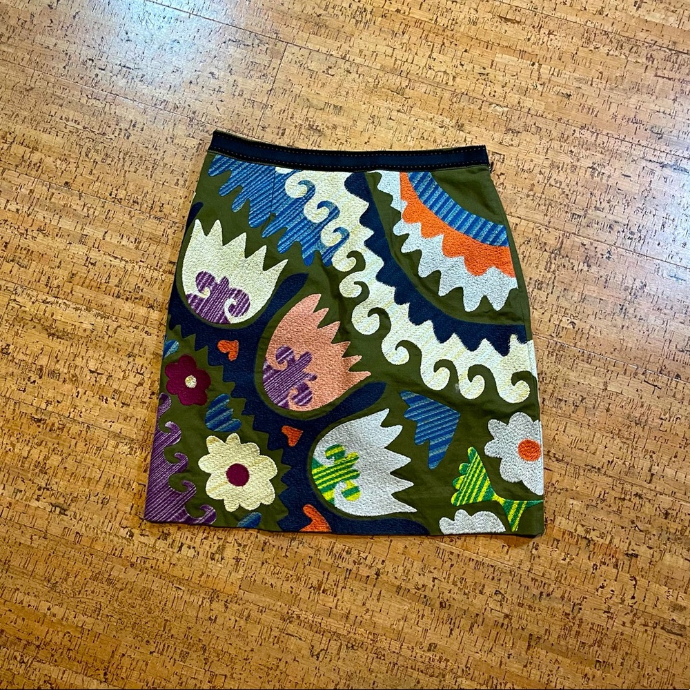 Anthropologie, Vanessa Virginia Tulipa, Green Embroidered Mini Skirt, Size 4